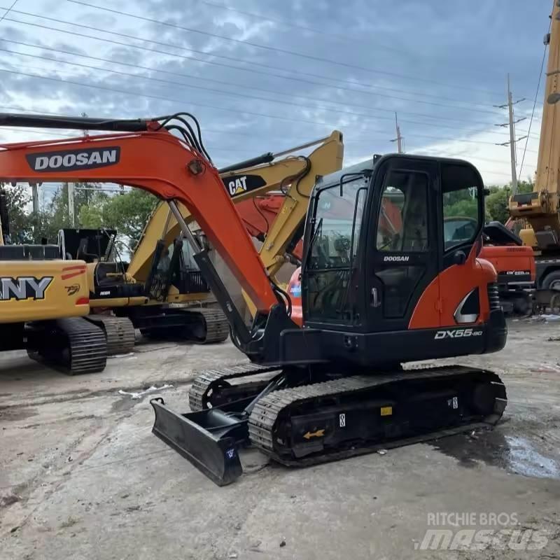 Doosan DX55 Bageri guseničari
