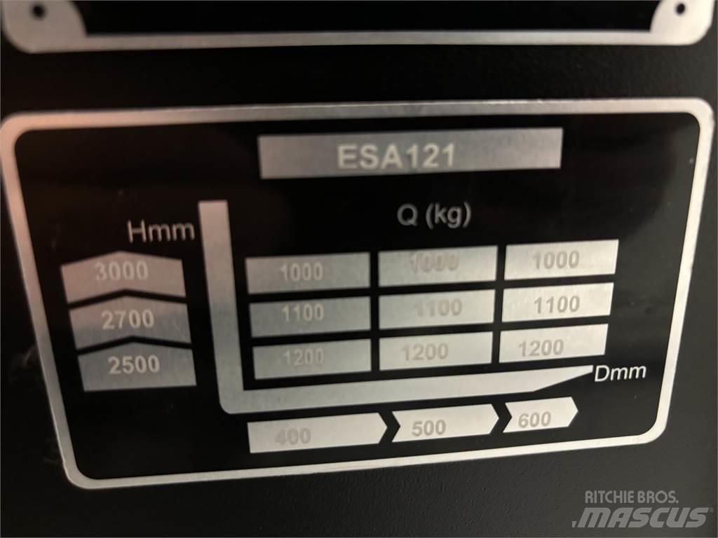 ESA 121 Ručni električni viljuškar