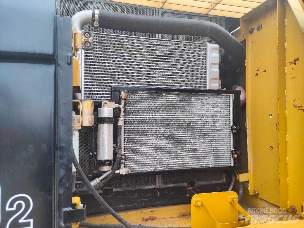CAT 320 D Bageri guseničari