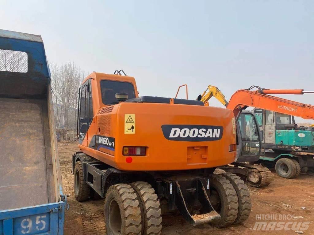 Doosan DH 150W Bageri točkaši