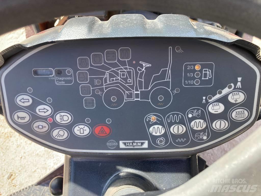 Hamm HD 12 VV Kombinovani valjci