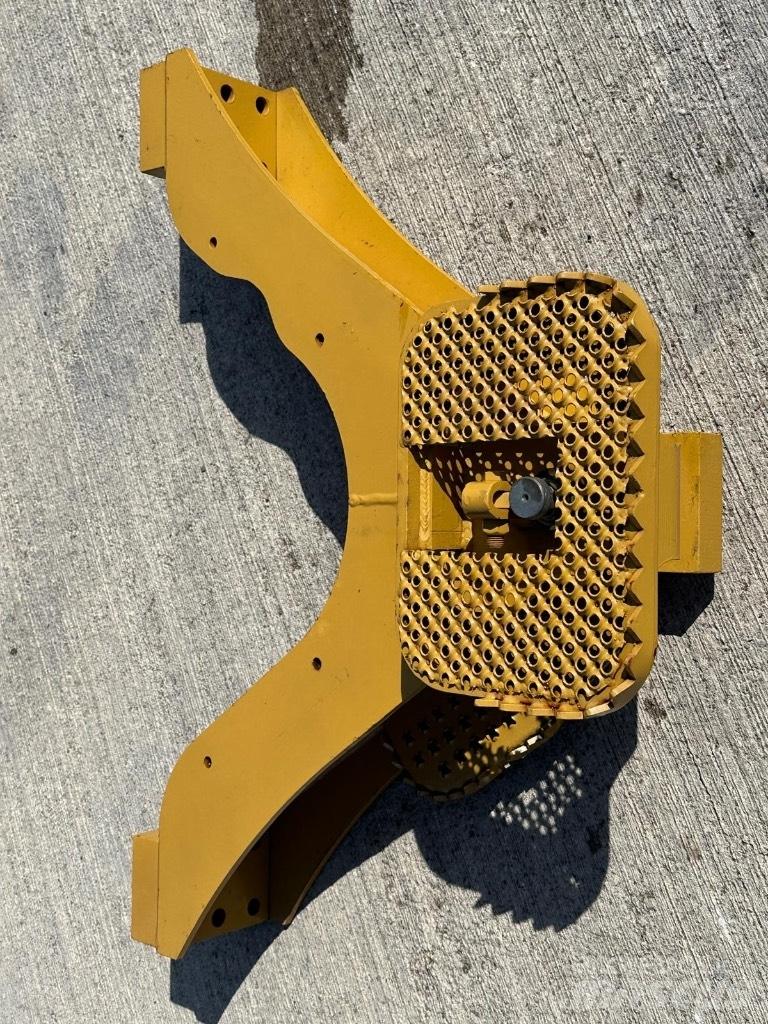 CAT D6N Drawbar Ostale komponente za građevinarstvo