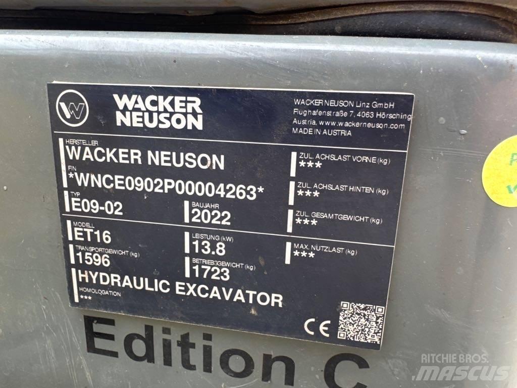 Wacker Neuson ET16 Bageri guseničari