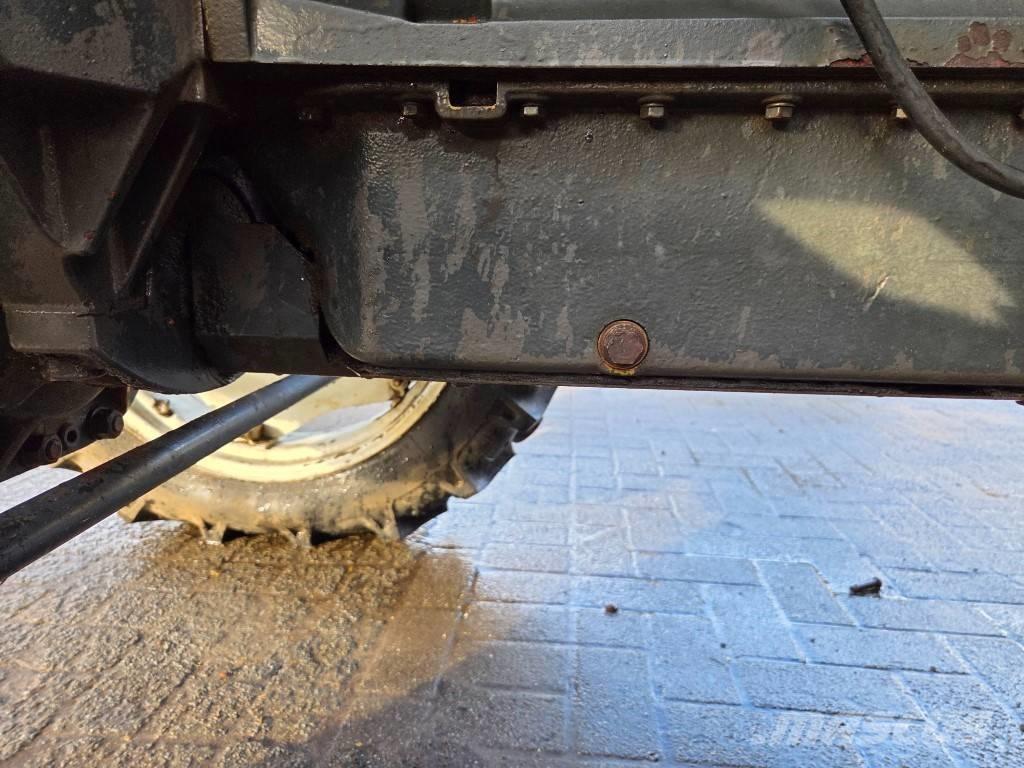 Renault 68-14RS Traktori