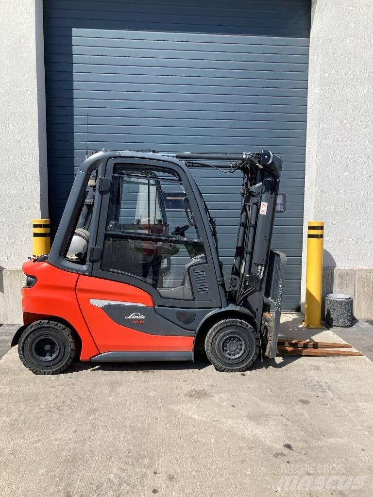 Linde H20T600/1202 Plinski viljuškari
