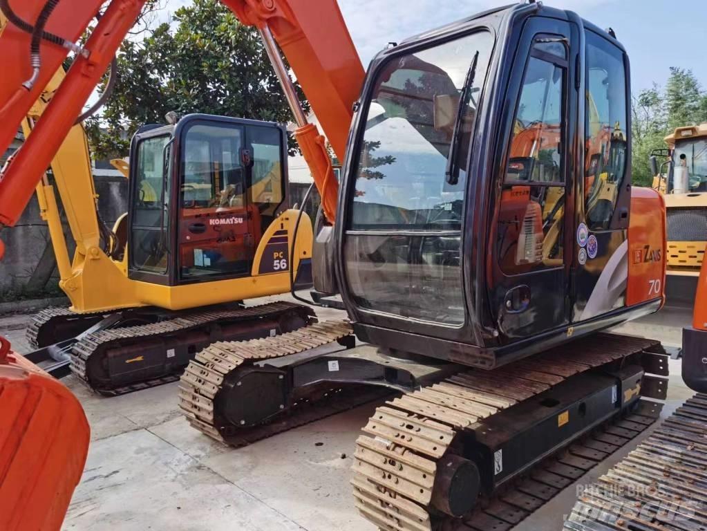 Hitachi ZX70 Midi bageri 7t – 12t