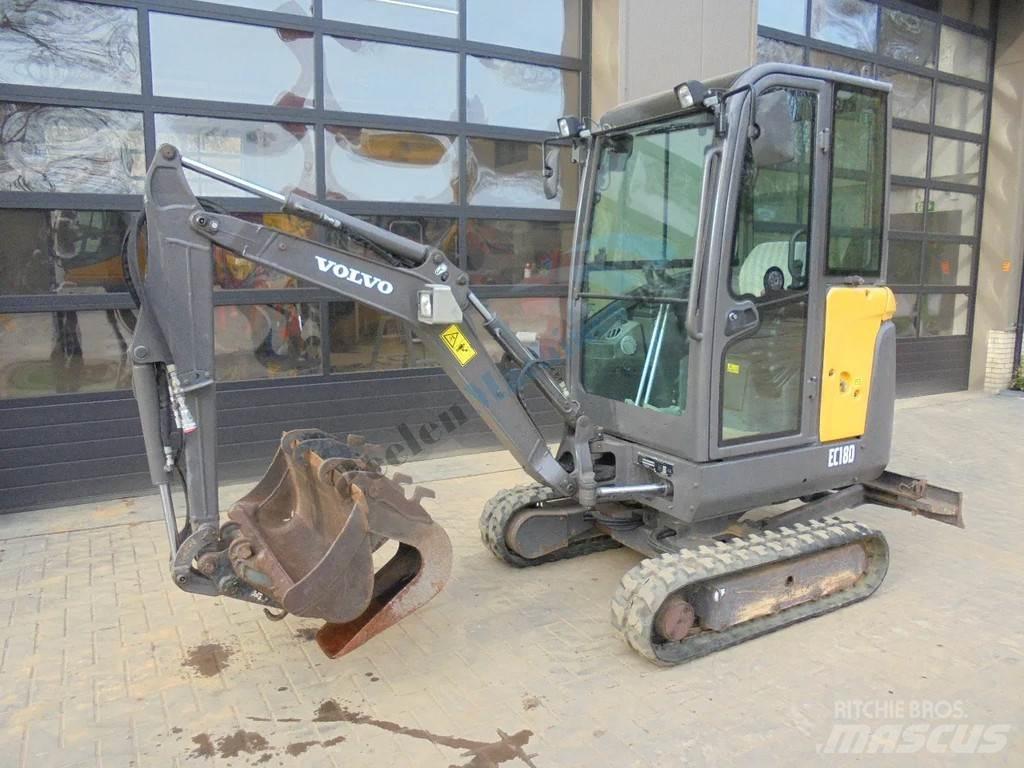 Volvo EC 18 D Mini bageri < 7t