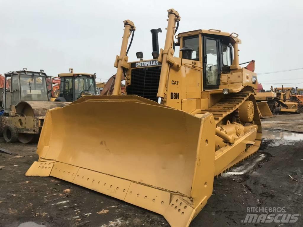 CAT D8R Buldožeri guseničari