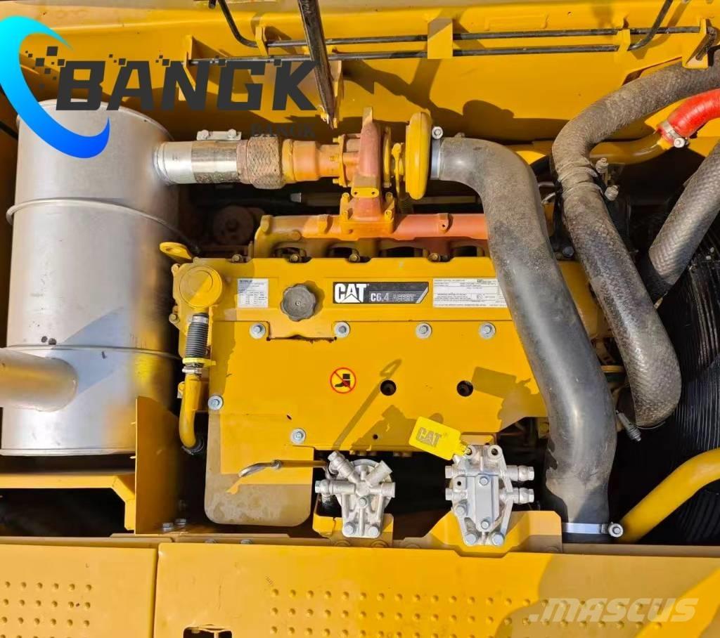 CAT 320 D Bageri guseničari