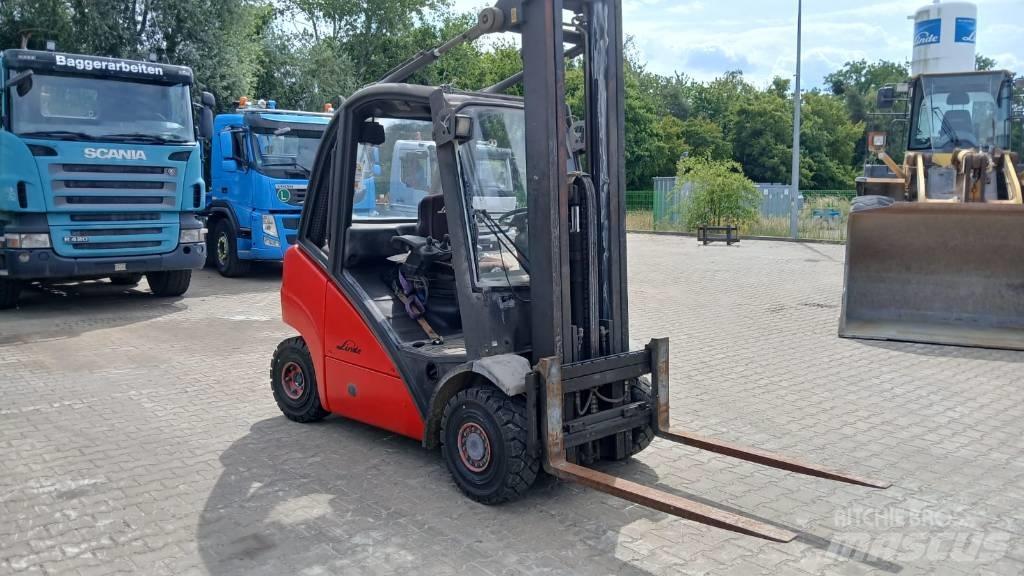 Linde H 25 D Dizelski viljuškari