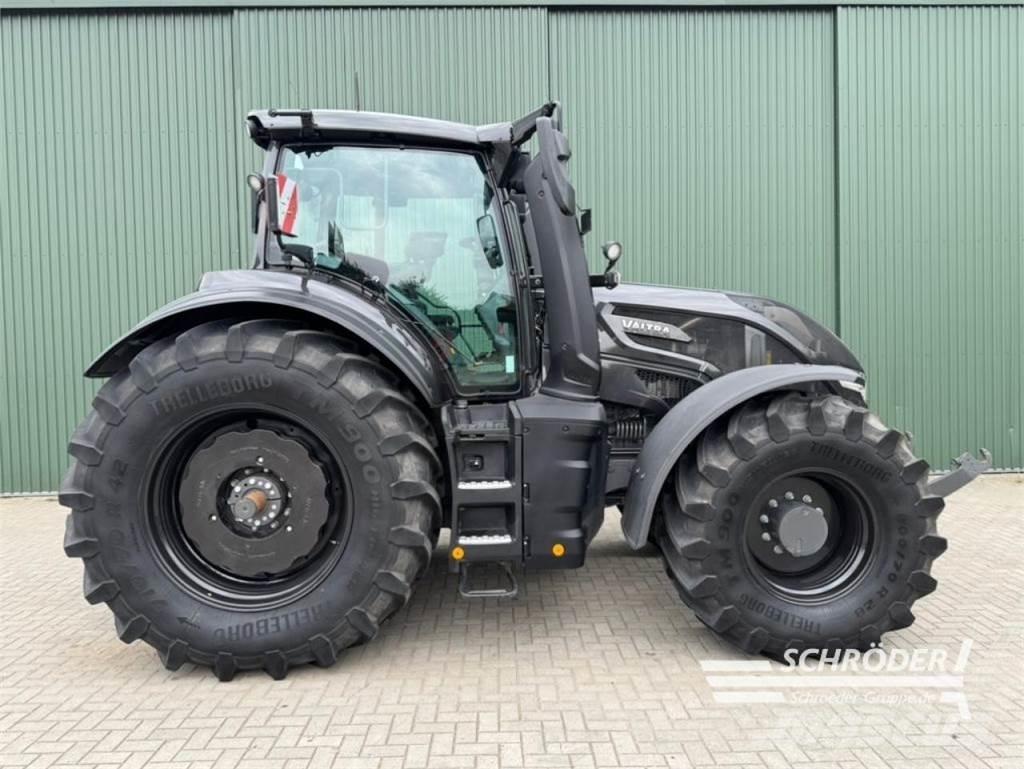 Valtra Q 305 Traktori