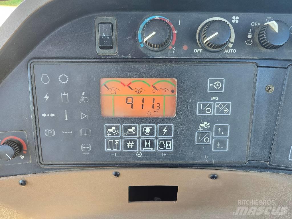 John Deere 8320 Traktori