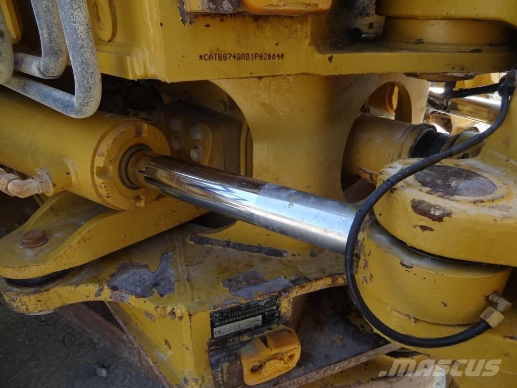 CAT 740 Zglobni damperi