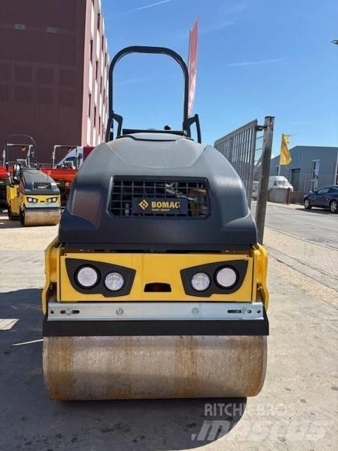 Bomag BW 90 AD-5 Valjci sa duplim bubnjem