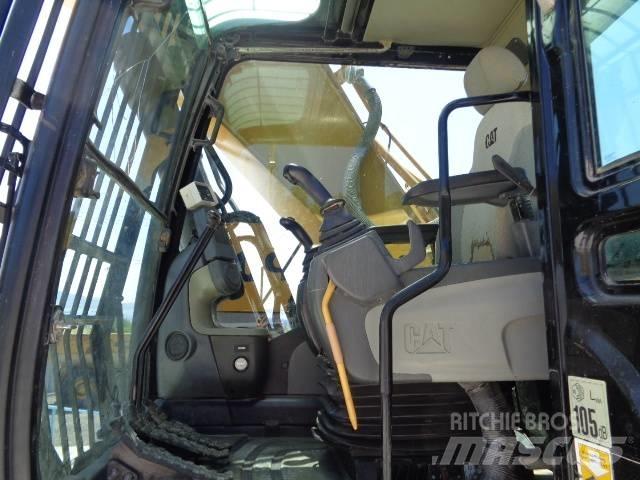 CAT 330 D L Bageri guseničari