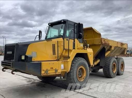 Komatsu HM 300 Zglobni damperi