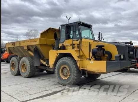 Komatsu HM 300 Zglobni damperi