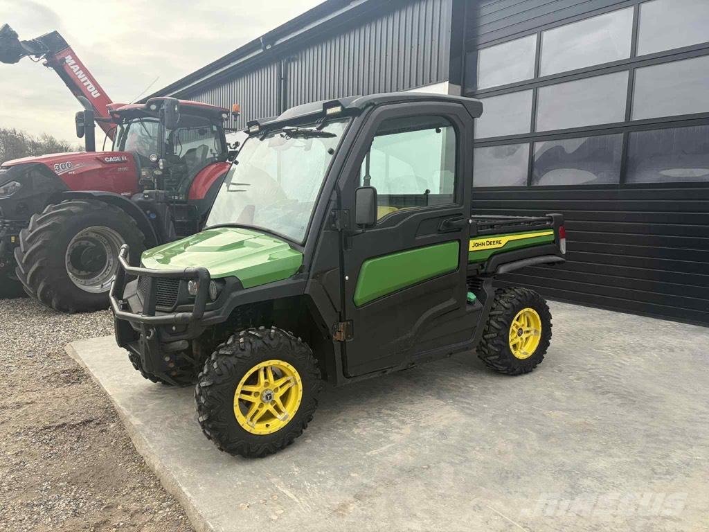 John Deere 865M UTV-a
