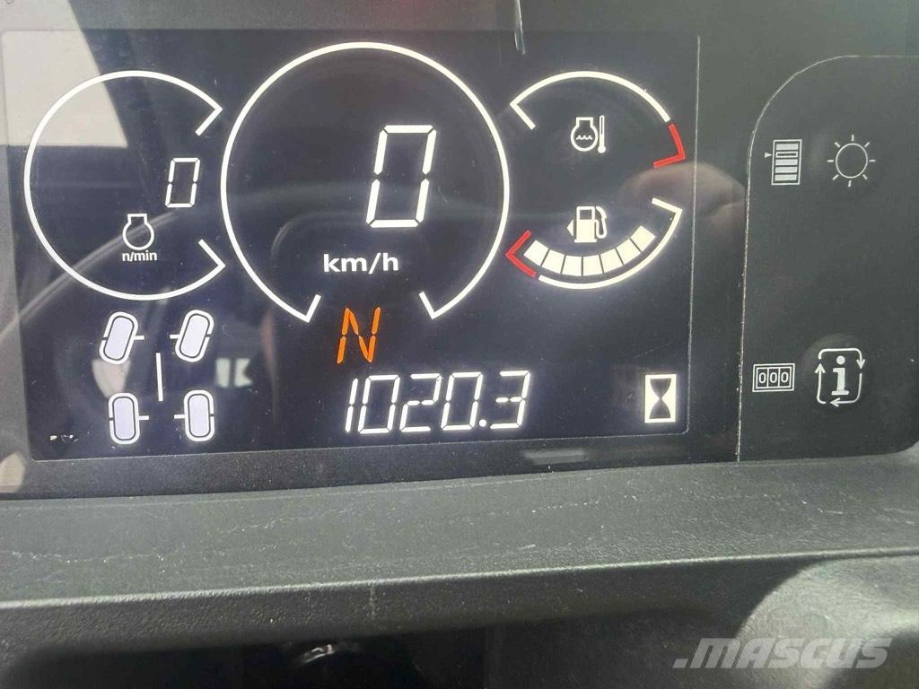 John Deere 865M UTV-a