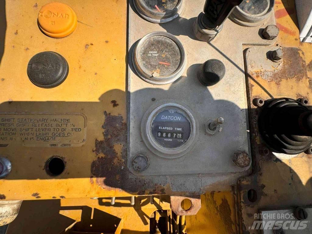 CAT SS 250 Asfaltni finišeri