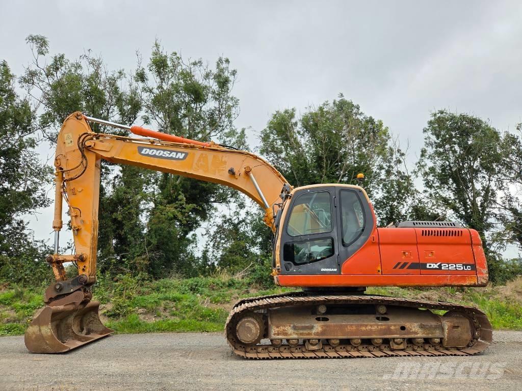 Doosan DX 225 LC Bageri guseničari