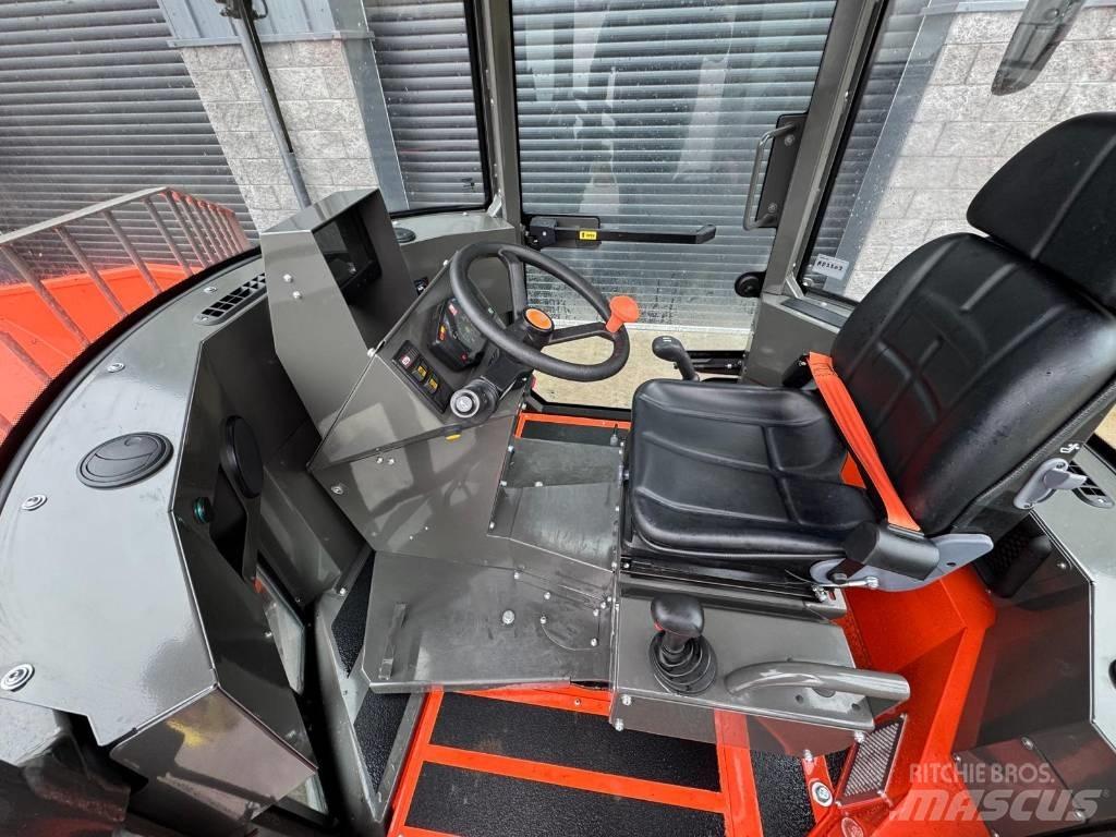 Ausa DR 601 AHG Damperi za gradilište