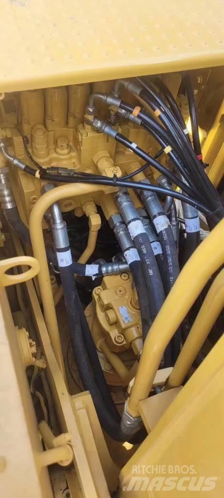 CAT 313D2GC Bageri guseničari