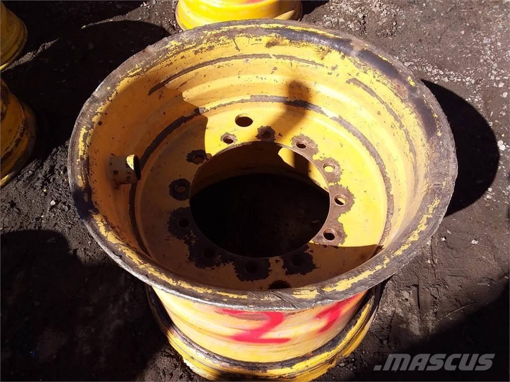 Rottne H20 24x30,5 Gume, točkovi i felne