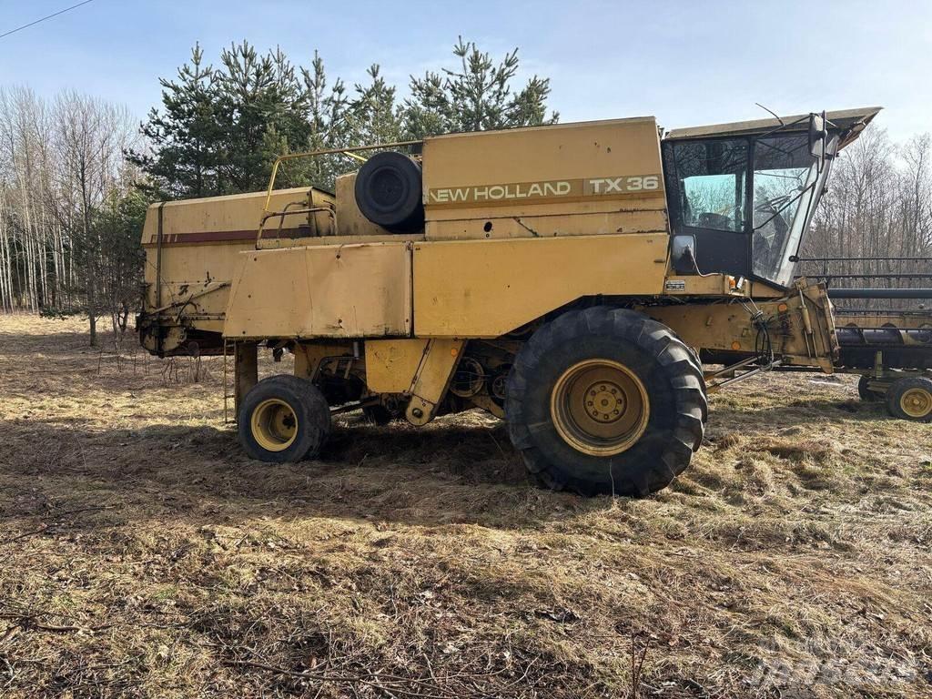 New Holland TX 36 Kombajni