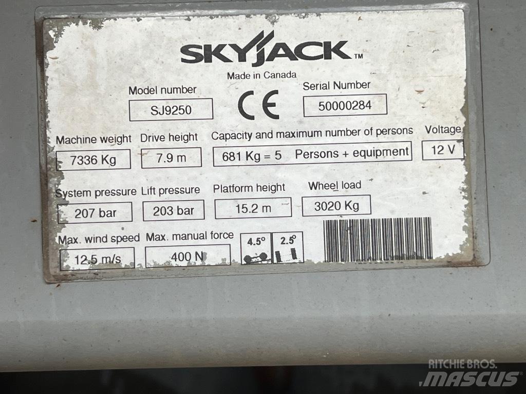SkyJack SJ 9250 Makazaste platforme