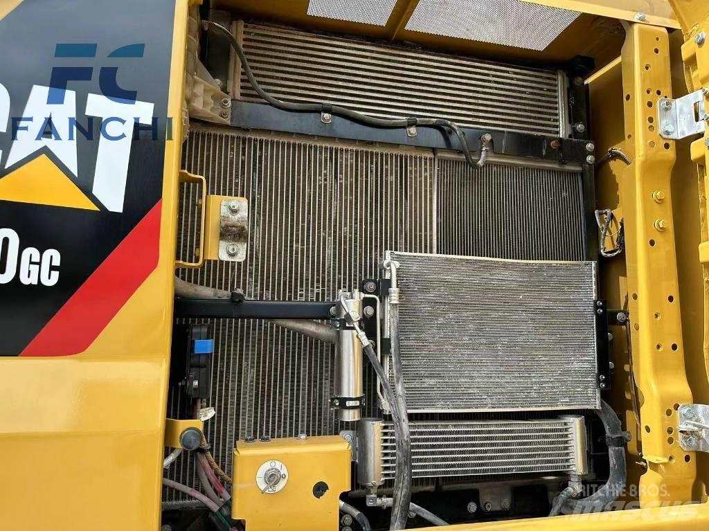 CAT 330GC Bageri za prenos primarnih/sekundarnih sirovina