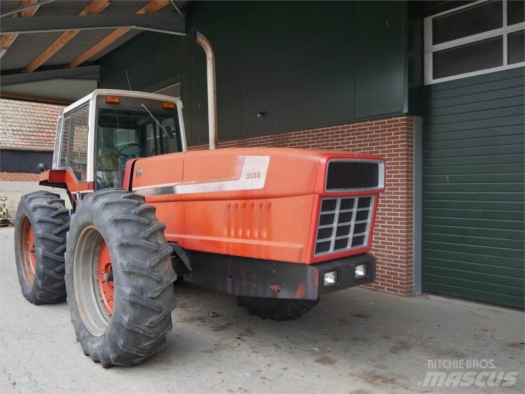 Case IH IHC 3588 Traktori