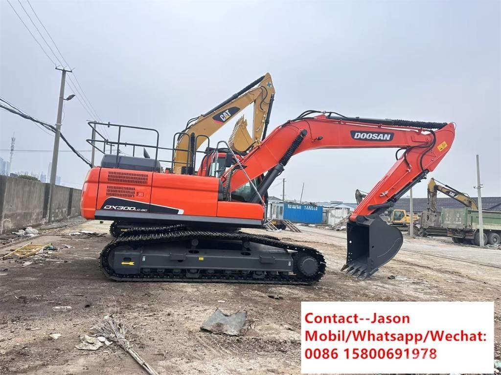 Doosan DX 300 LCA Bageri guseničari