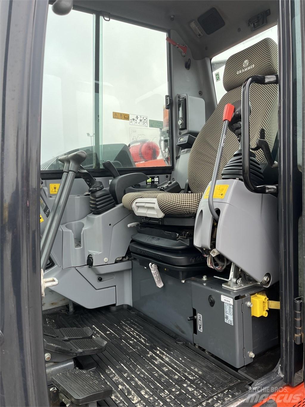 Kubota KX 080-4 Midi bageri 7t – 12t