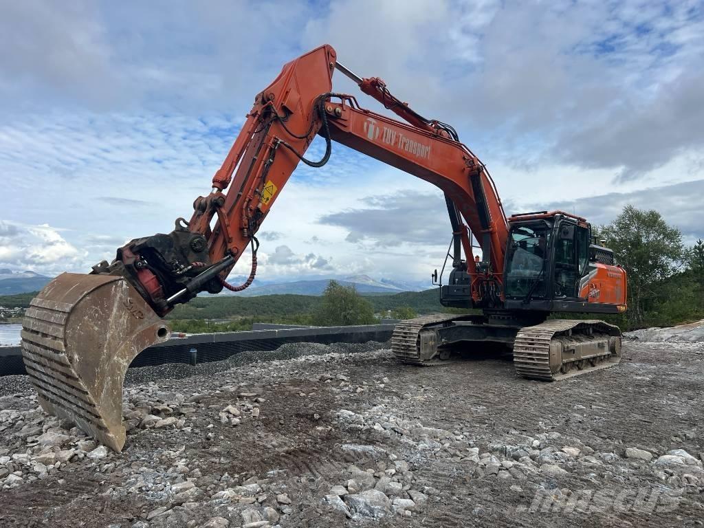 Hitachi ZX 300 LC-7 Bageri guseničari