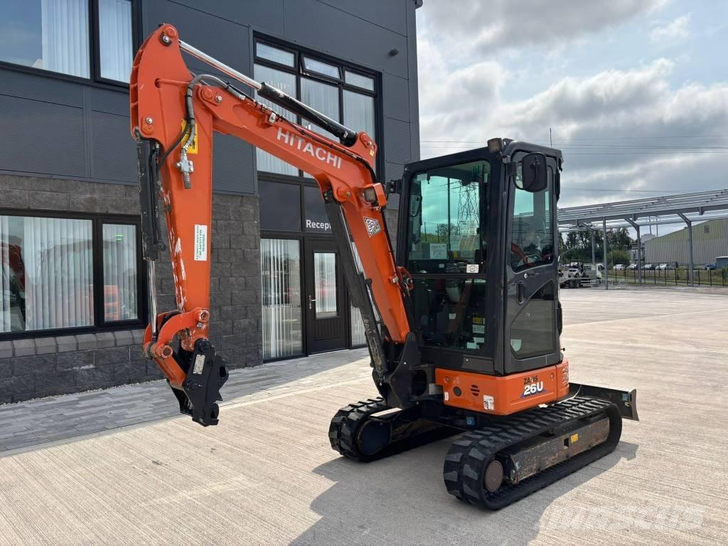 Hitachi ZX 26 U-6 Mini bageri < 7t