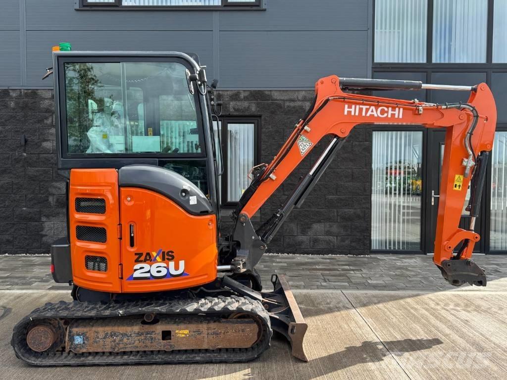 Hitachi ZX 26 U-6 Mini bageri < 7t