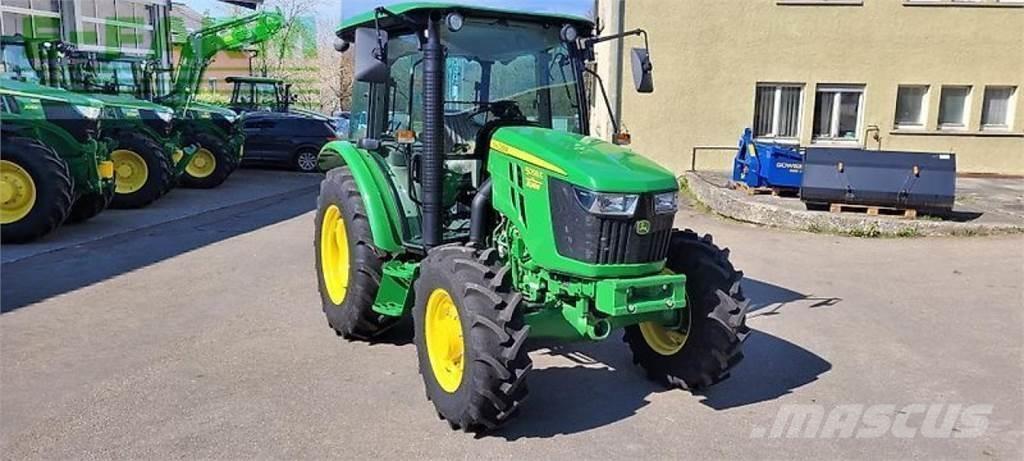 John Deere 5058e Traktori