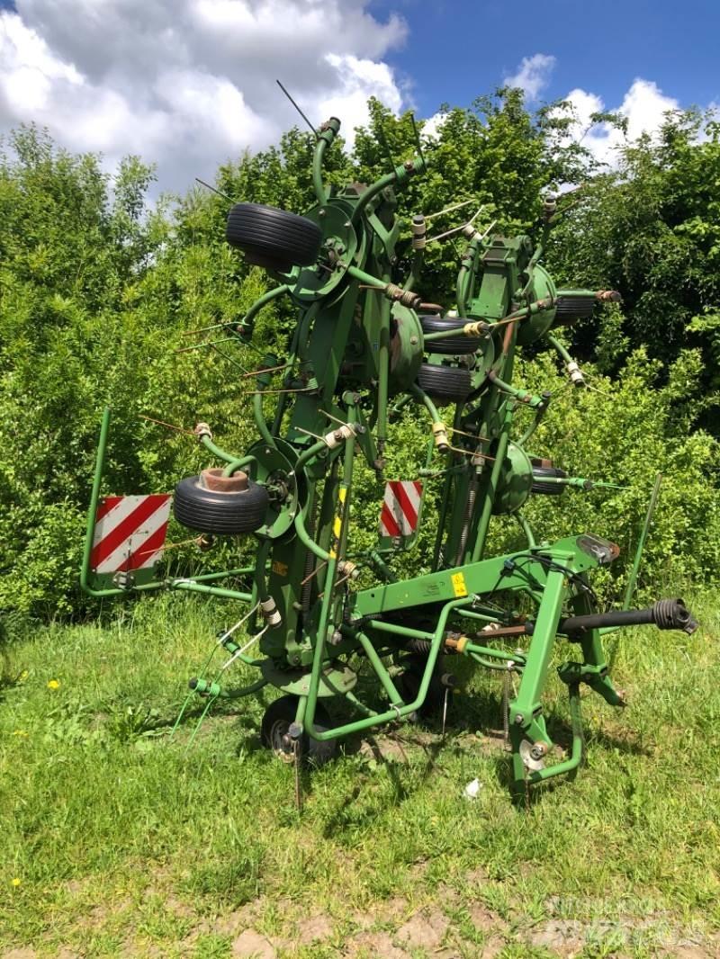 Krone KW 8.82/8 Okretači i sakupljači sena