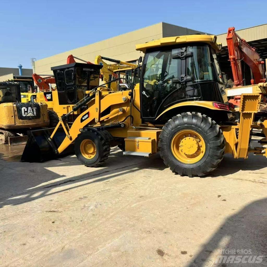 CAT 420 F Rovokopači