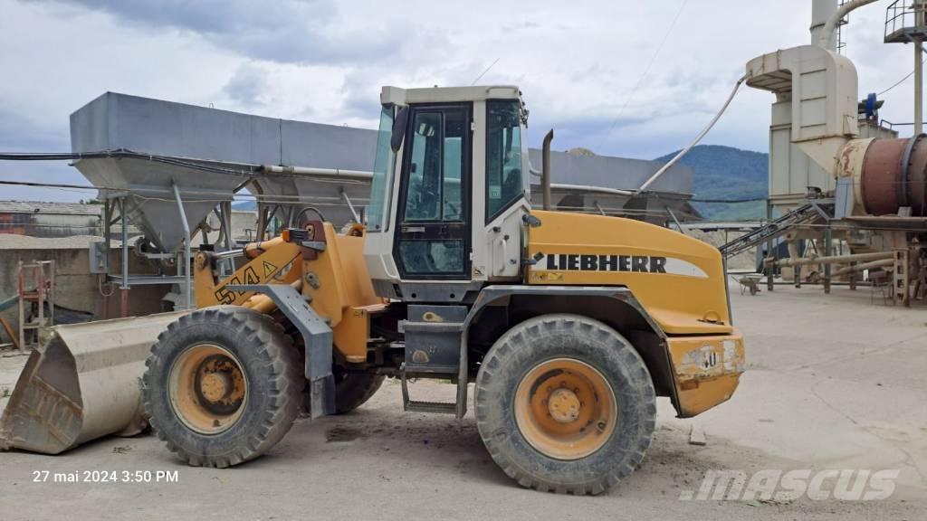 Liebherr L 514 Šasija i vešenje