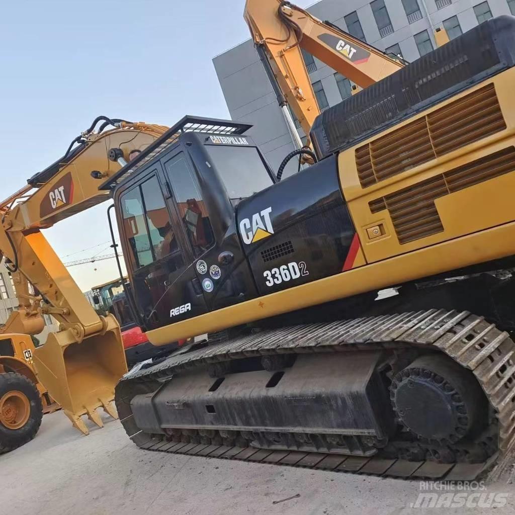 CAT 336D2 Bageri guseničari