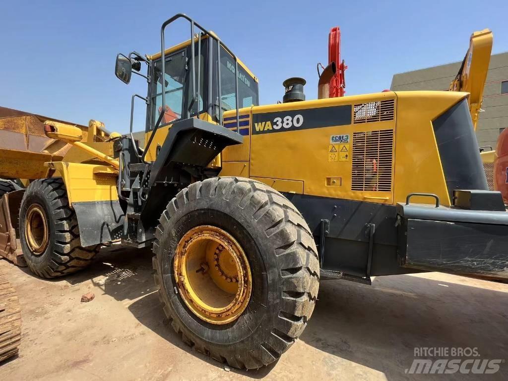 Komatsu WA 380 Utovarivači na točkove