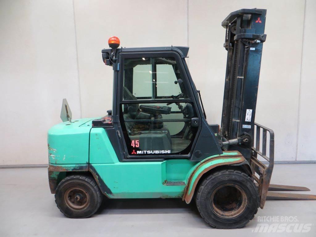 Mitsubishi FD45K Dizelski viljuškari