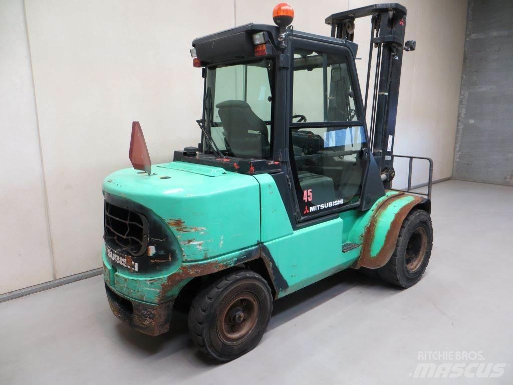 Mitsubishi FD45K Dizelski viljuškari