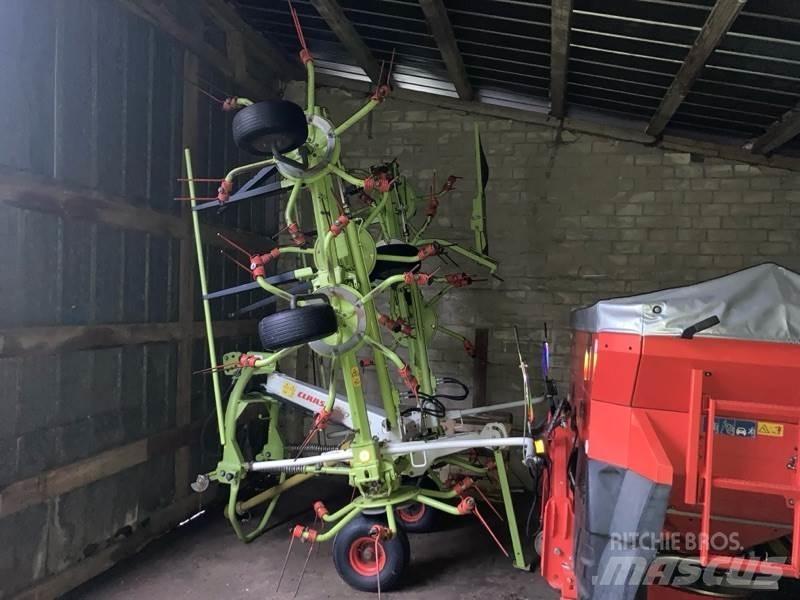 CLAAS Volto 900 Okretači i sakupljači sena