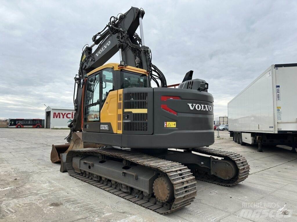 Volvo ECR235EL Bageri guseničari