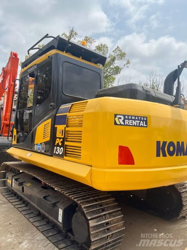 Komatsu PC130 Bageri guseničari