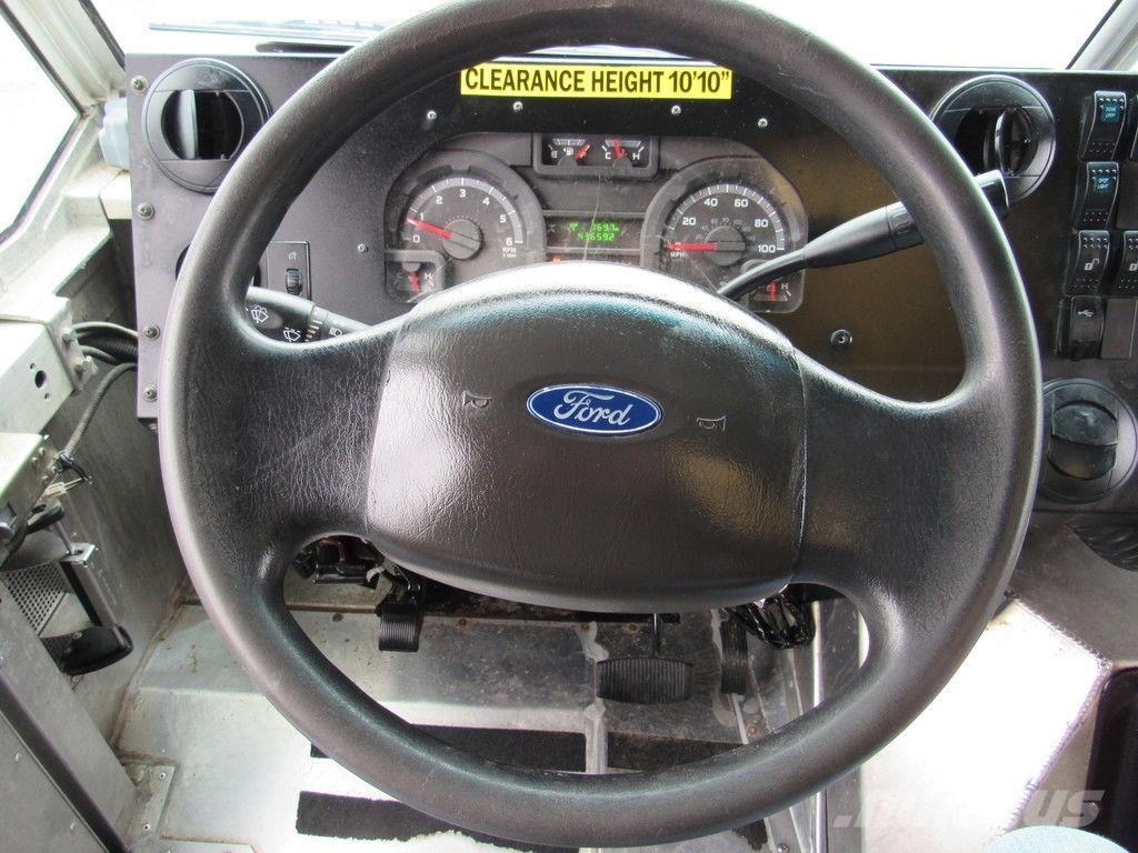 Ford E-450 Sanduk kamioni