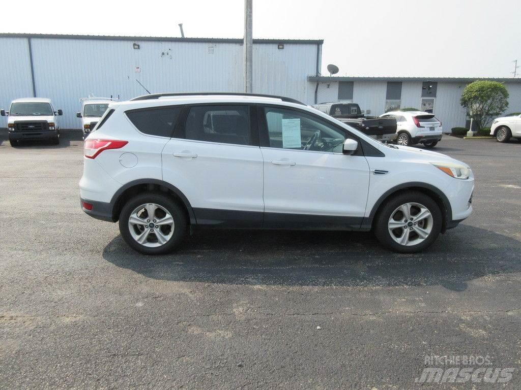 Ford Escape Automobili